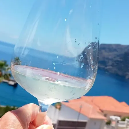 Enjoy Holiday-wonderful Views *