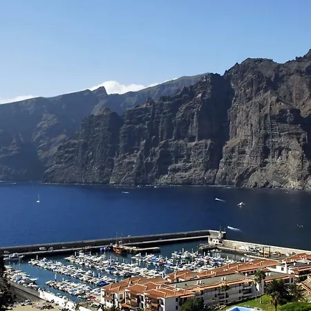Enjoy Holiday-wonderful Views *